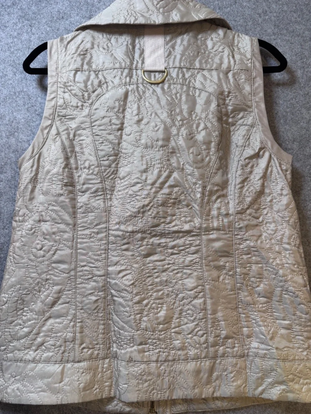 Zenergy by Chico’s Quilted Vest Beige Champagne Metallic Zip Front Size 1 - Picture 11 of 11